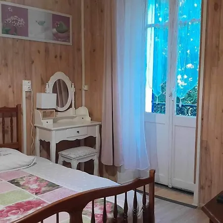 Cosy A Neris-les-bains, 20 M², Balcon Avec Vue * Néris-les-Bains