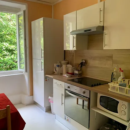 Cosy à Néris-les-bains, 20 M², Balcon Avec Vue Appartement