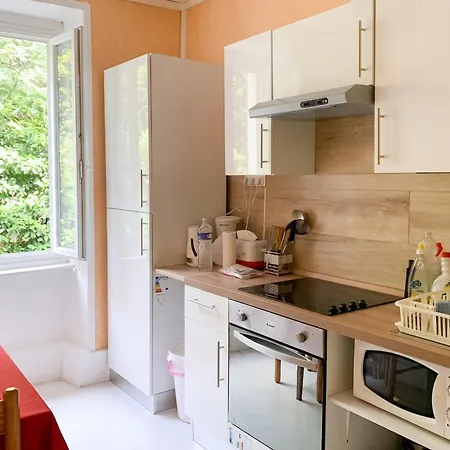 Cosy A Neris-les-bains, 20 M², Balcon Avec Vue *