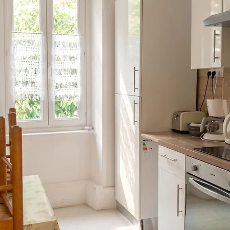 Cosy A Neris-les-bains, 20 M², Balcon Avec Vue Néris-les-Bains